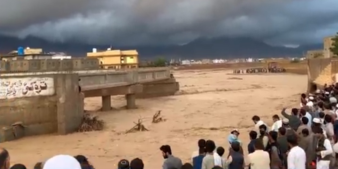 Disaster In Pakistan Pakistan's flood disaster: A wake-up call for humanity (esp in the rich ...